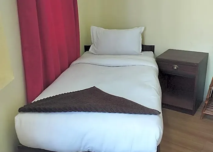 Hotel Thousand 5*